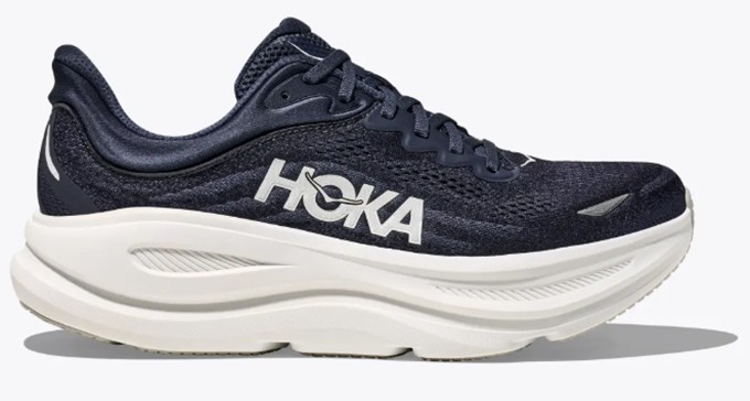 Bondi 9 Varsity Navy: Classic Style Meets Cushy Support