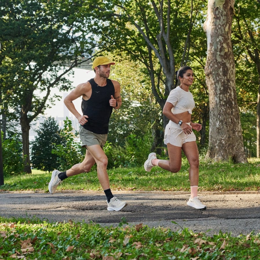 WHAT IS RUNNING CADENCE?